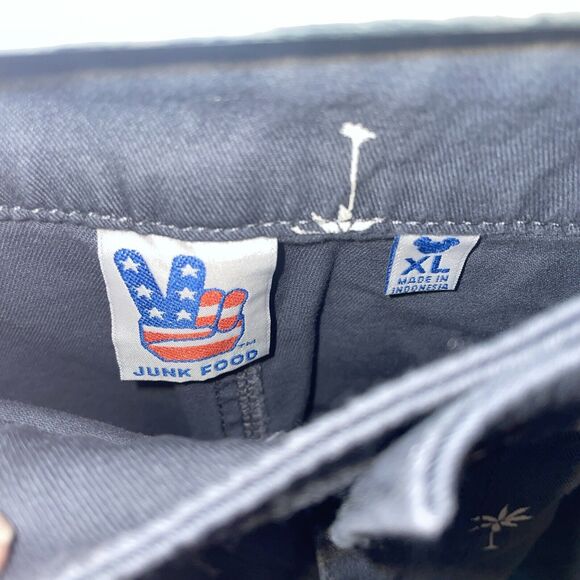 Disney Junk Food Casual Shorts Mens Size XL Gray Zip Fly Pockets Palm Trees - Picture 2 of 12